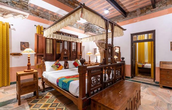 Private Palace Buyout