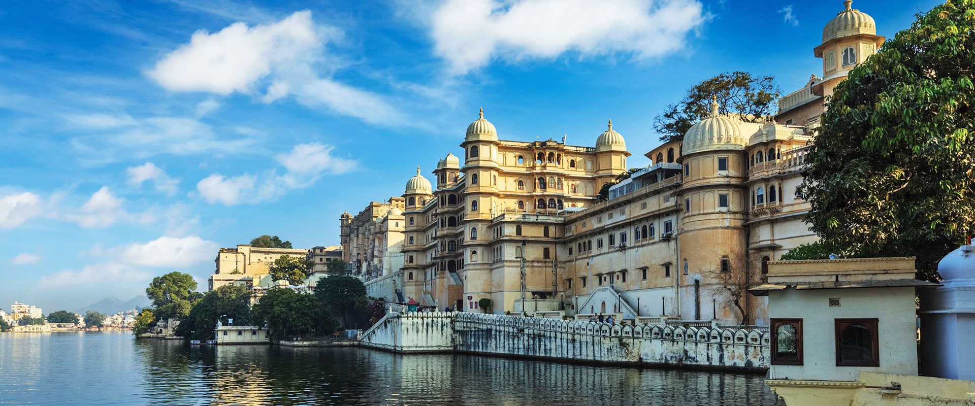 2D/1N Udaipur: The Romantic Lake Escape